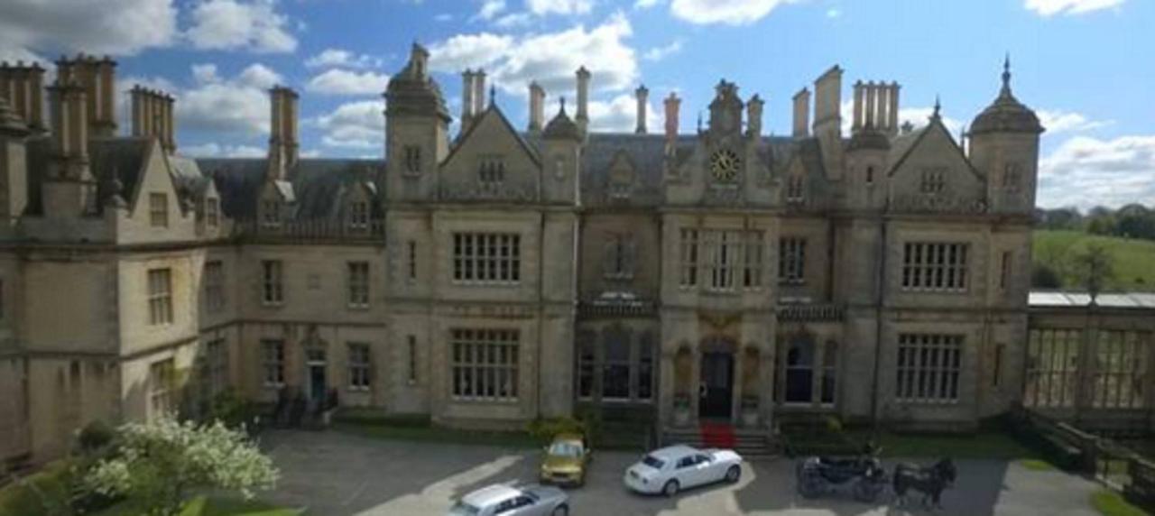 Stoke Rochford Hall Grantham Exterior foto